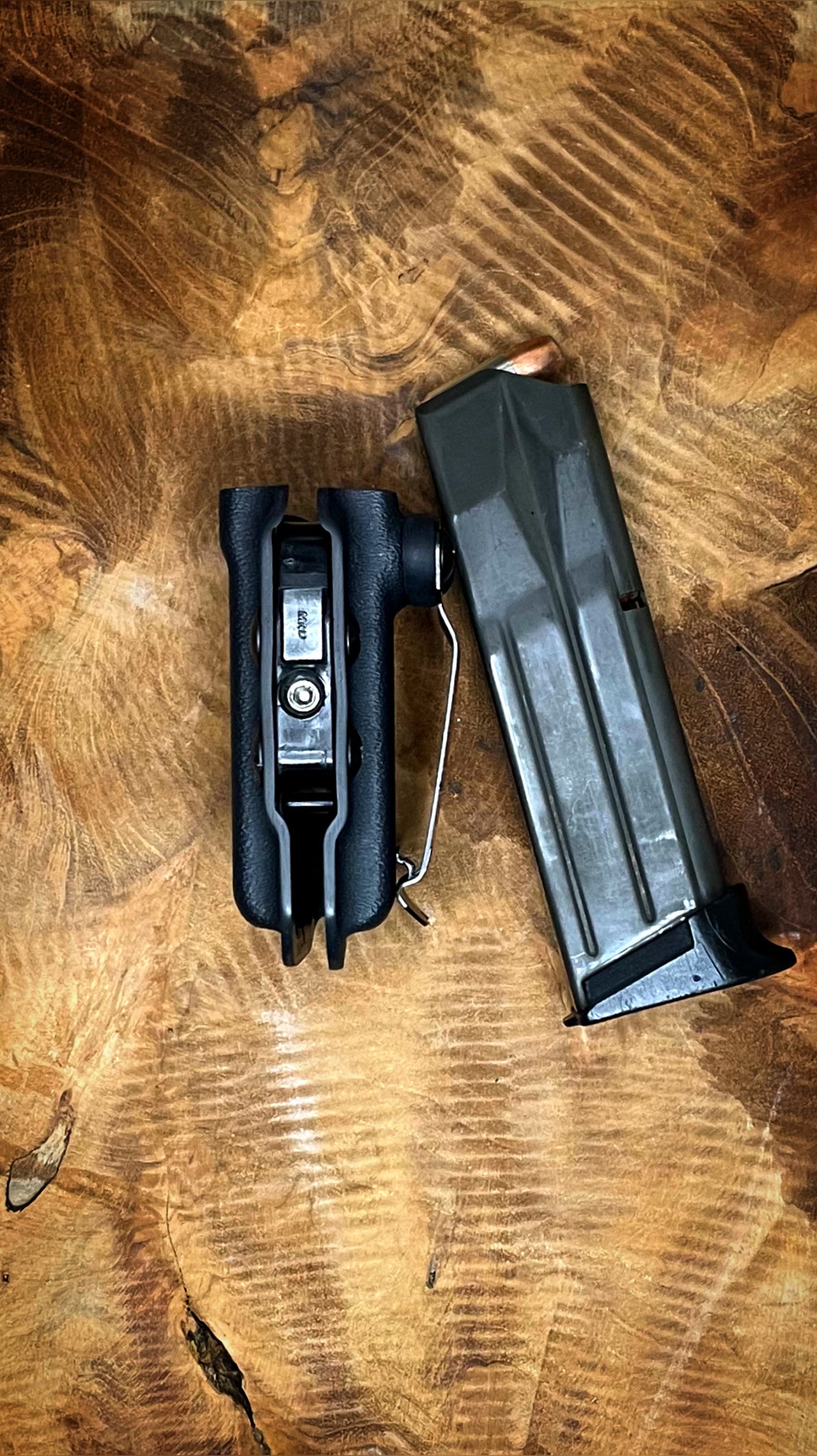 Porte chargeur 9mm IWB